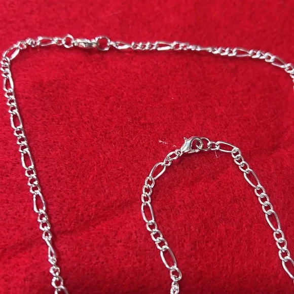 Jewelry - Picture 4 of 4